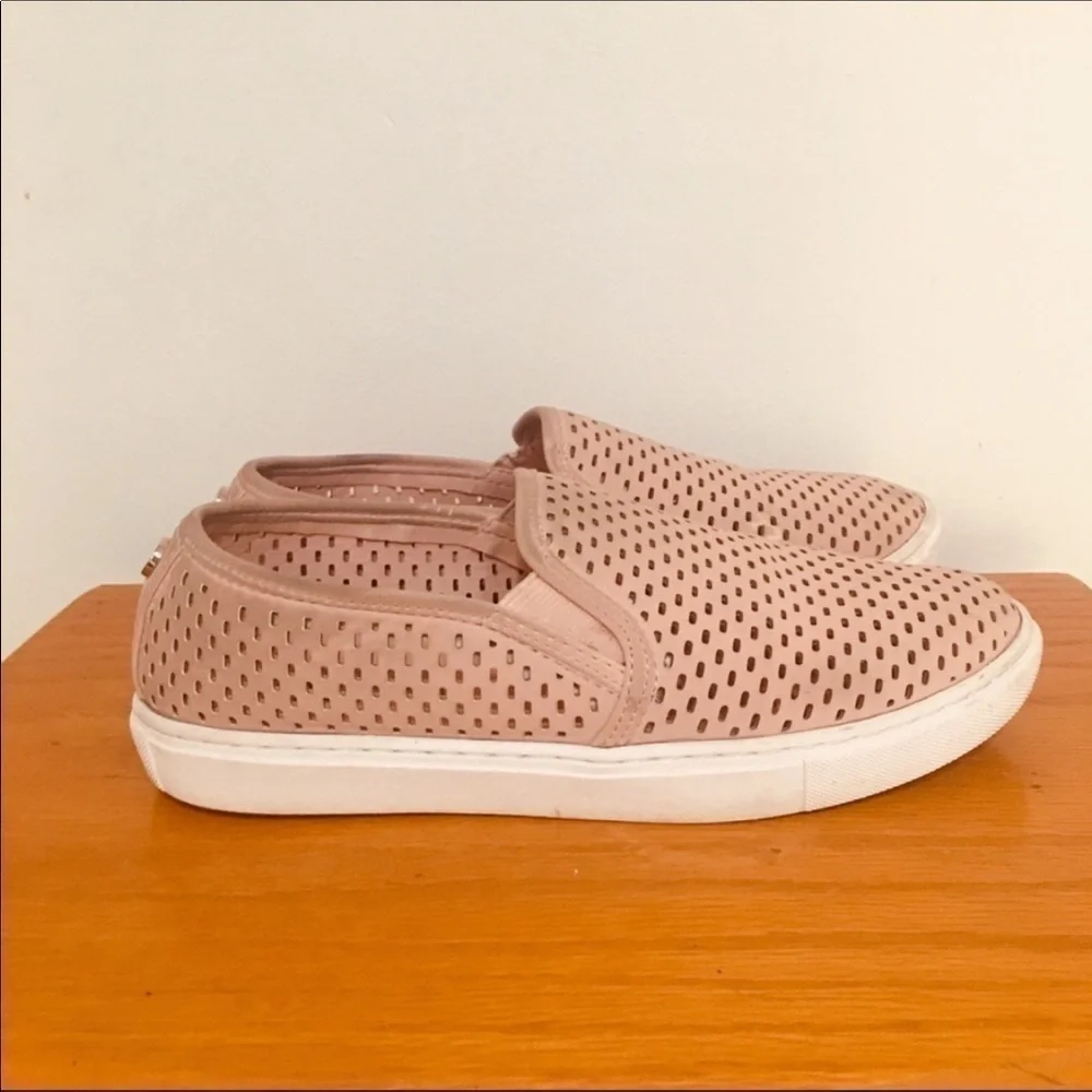 Steve Madden cute steve